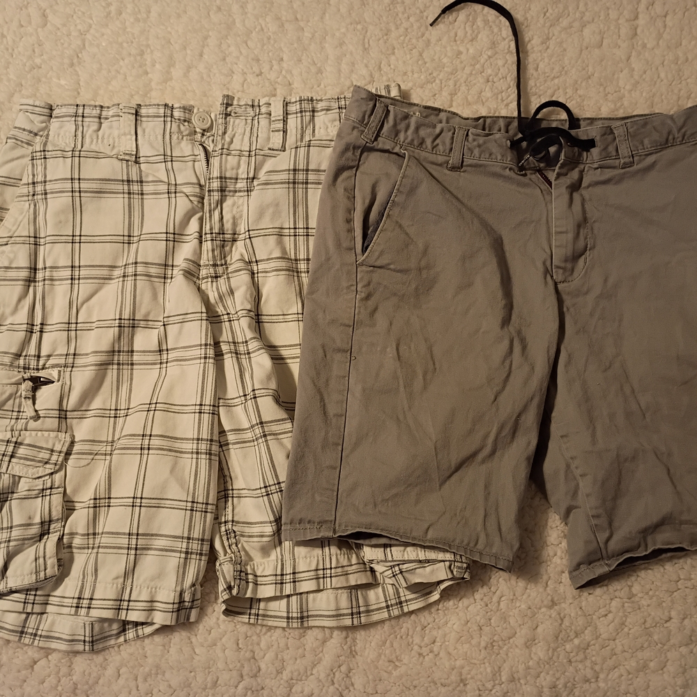 Men's Cargo Shorts Set - Gray and Plaid